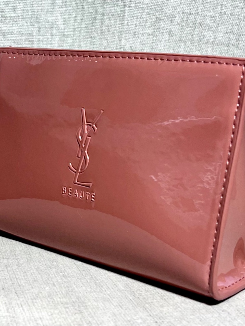 💖 YSL Beaute clutch - Picture 2 of 9